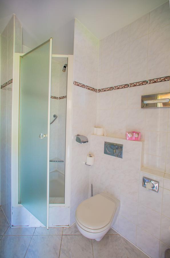 Hotel Veba بروموف المظهر الخارجي الصورة